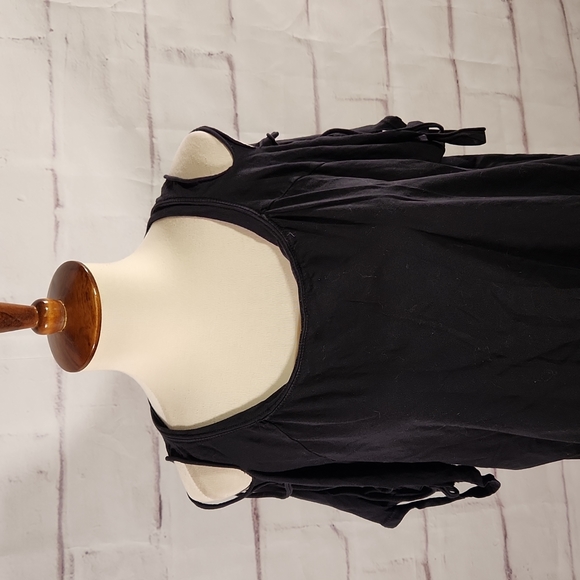 Torrid Short Sleeve Distressed Tee - Picture 2 of 9